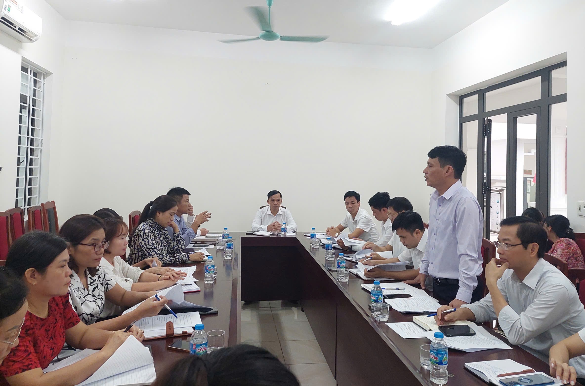 Quang cảnh hội nghị