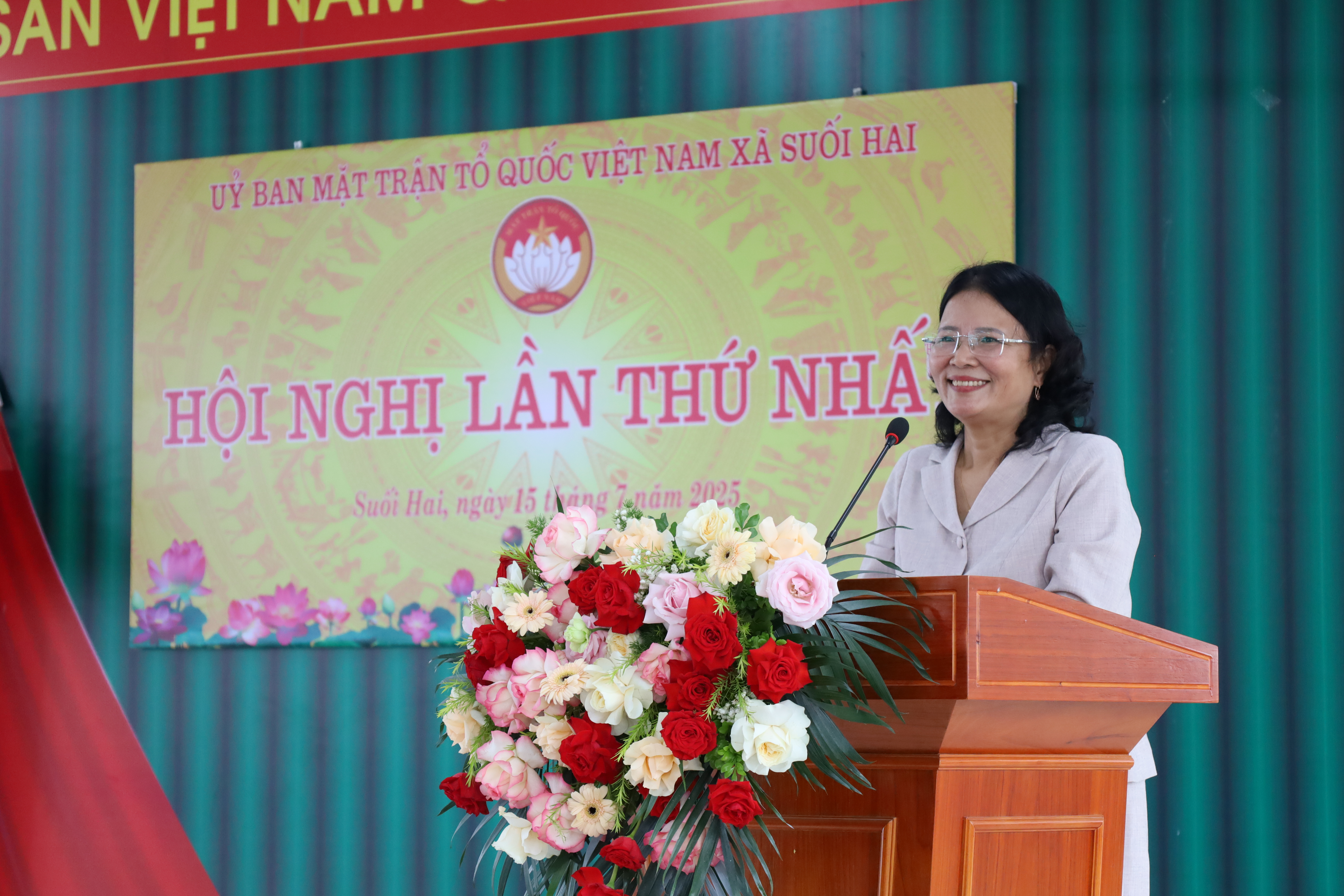 Đồng chí Nguyễn Thị Kim Dung – Phó Chủ tịch Ủy ban MTTQ Việt Nam Thành phố Hà Nội phát biểu chỉ đạo tại hội nghị