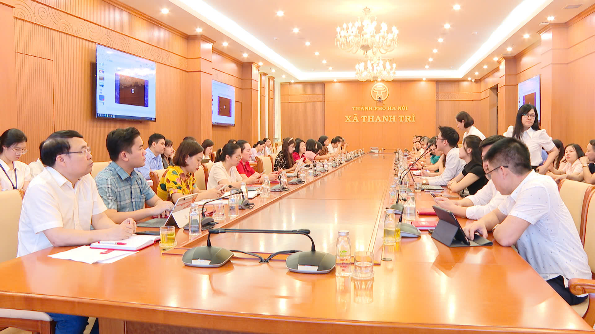 Quang cảnh buổi tập huấn