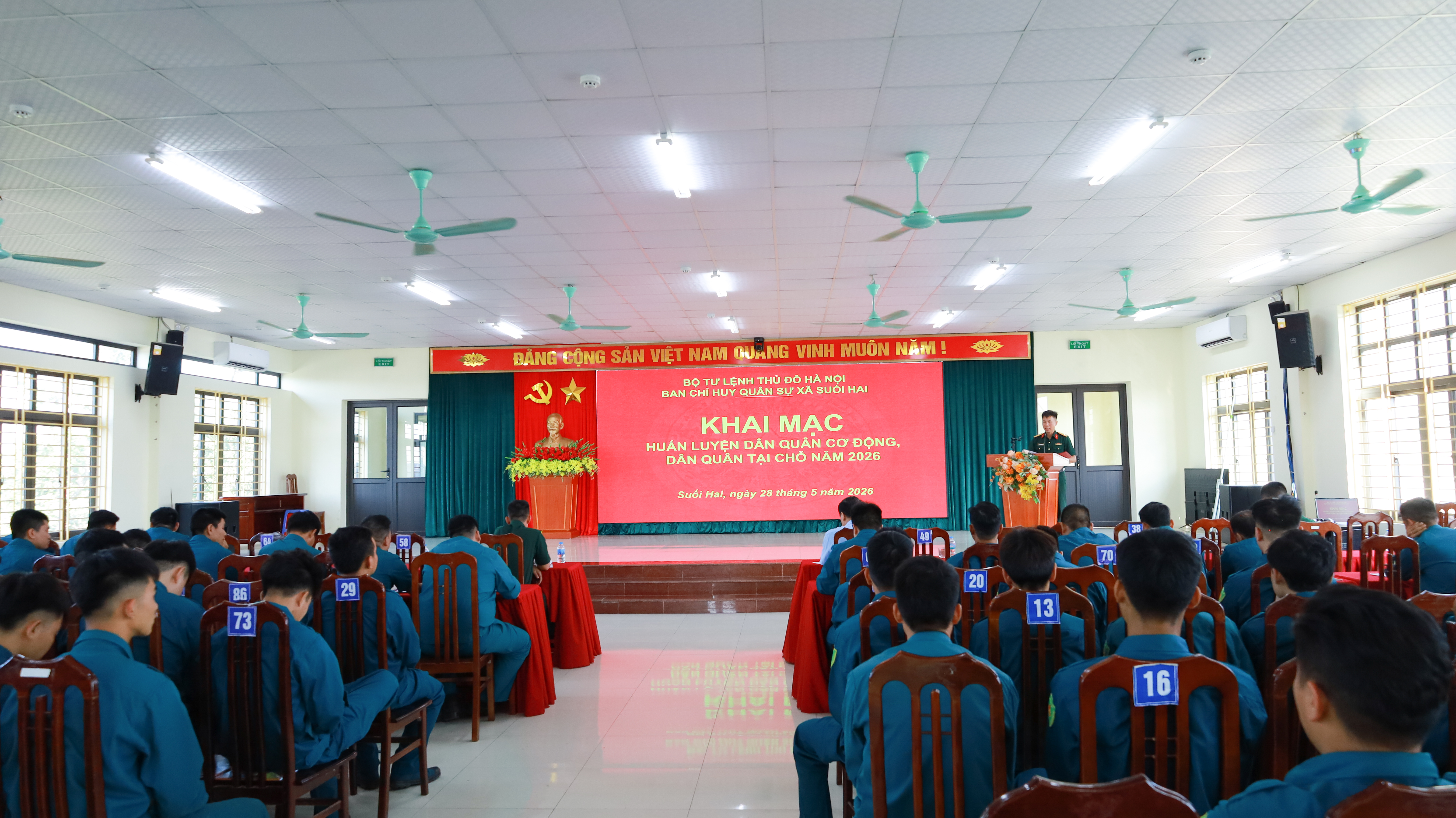 Quang cảnh lễ khai mạc
