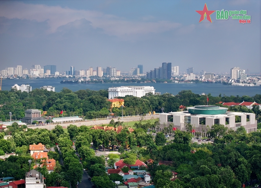 Kỷ niệm 70 năm Ngày Giải phóng Thủ đô (10/10/1954 - 10/10/2024): Phát huy truyền thống anh hùng, xây dựng Thủ đô Hà Nội giàu đẹp, văn minh, hiện đại