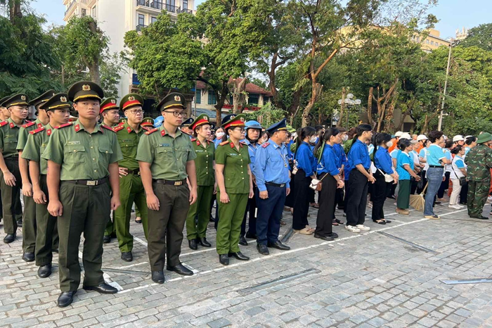 Sở Giao thông vận tải Hà Nội: Khẩn trương khắc phục 1.257 sự cố hạ tầng giao thông sau bão số 3