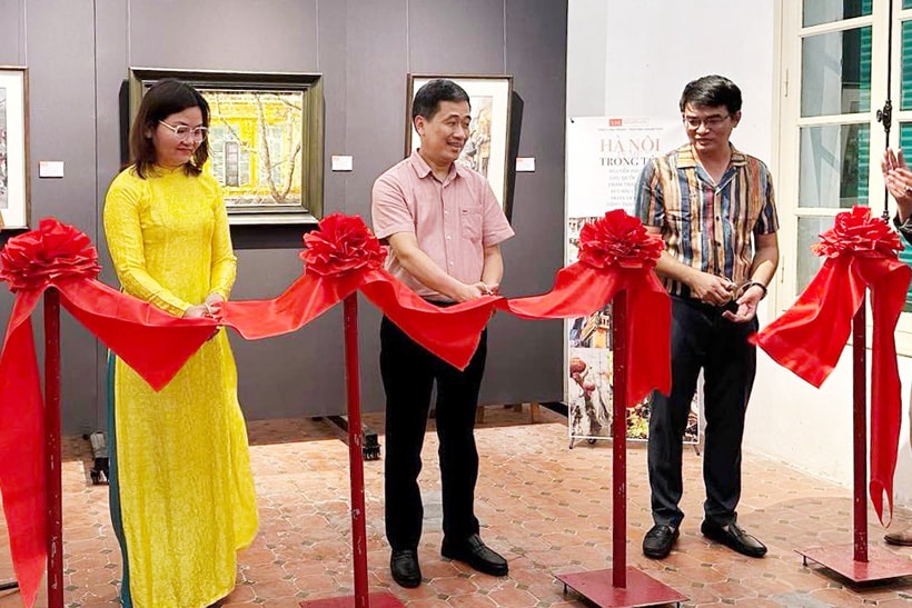Triển lãm màu nước đặc sắc: Hơi thở Hà Nội qua góc nhìn trẻ tại biệt thự Pháp