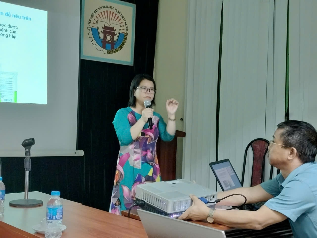 Thành phố Hà Nội đẩy mạnh ứng dụng công nghệ cao trong sản xuất nông nghiệp, tạo điều kiện cho doanh nghiệp và nông dân