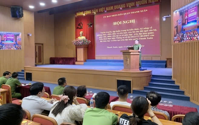 Công an quận Thanh Xuân đẩy mạnh tuyên truyền kiến thức pháp luật về phòng cháy, chữa cháy và cứu nạn, cứu hộ trong trường học