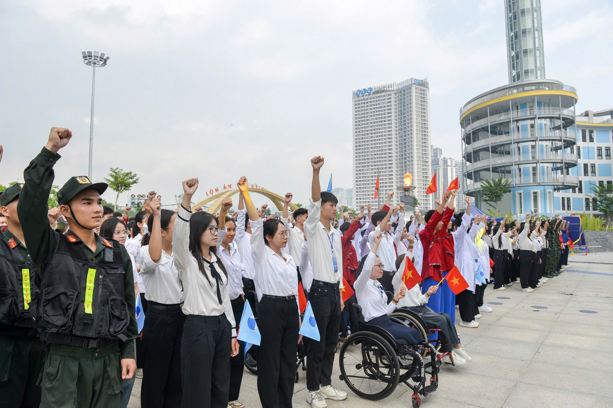 Lễ diễu hành thanh niên Hà Nội: Biểu dương lực lượng dưới sắc cờ Tổ quốc, khẳng định vai trò thế hệ trẻ trong xây dựng Thủ đô