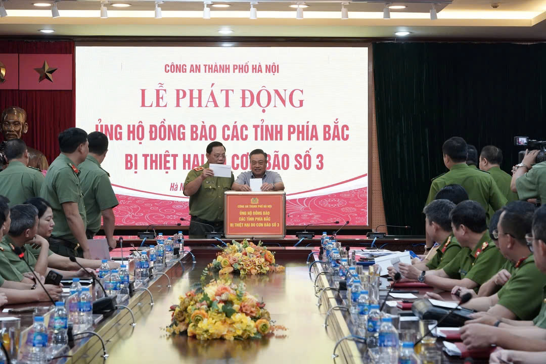 Công an thành phố Hà Nội phát động ủng hộ đồng bào thiệt hại do bão số 3, huy động tối đa lực lượng khắc phục hậu quả thiên tai