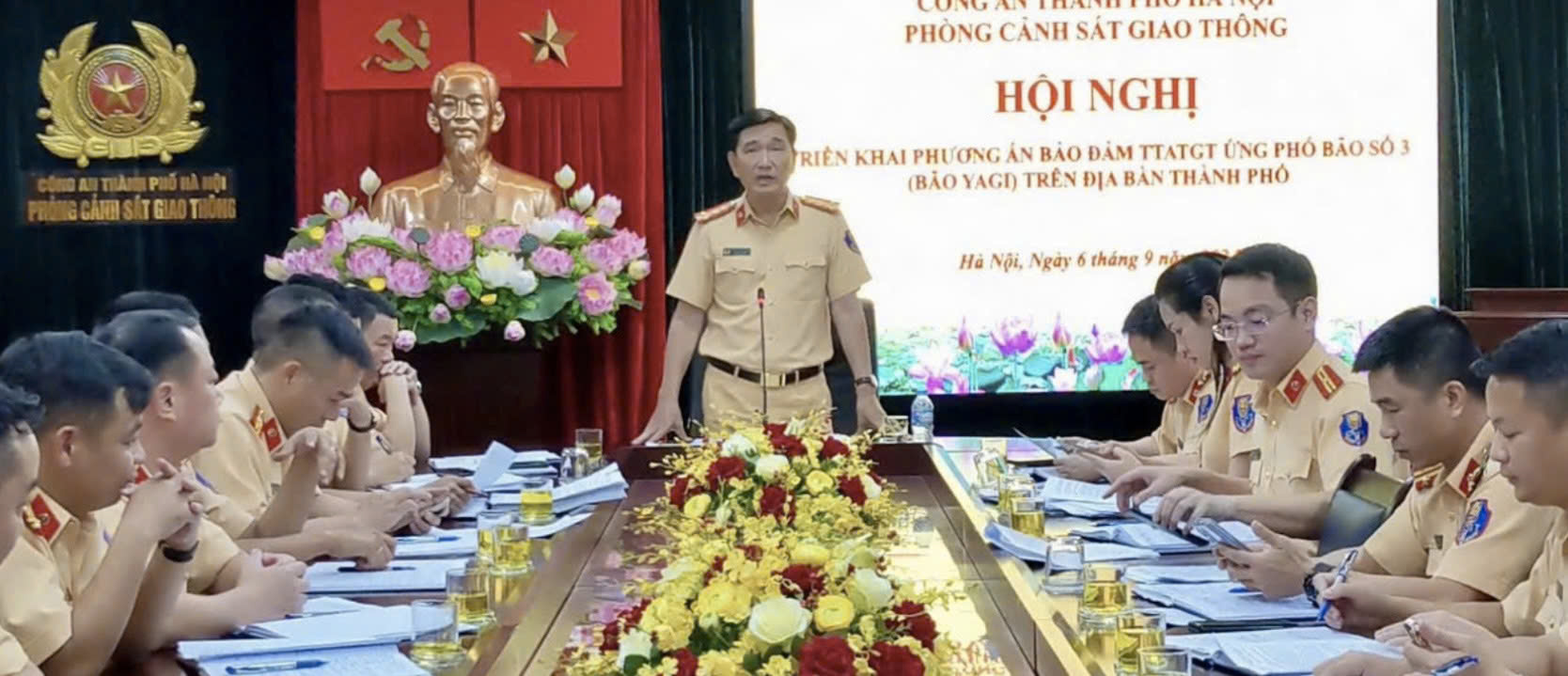 Công an thành phố Hà Nội chủ động ứng phó bão số 3: Đảm bảo giao thông an toàn, thông suốt