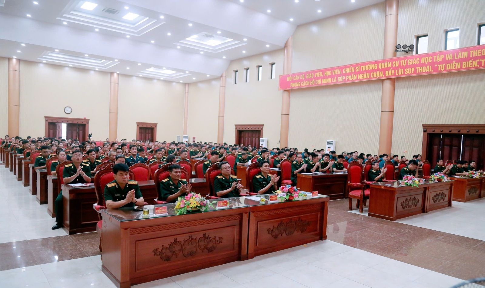 Trường Quân sự Thủ đô khai giảng năm học mới, hướng tới mục tiêu chuẩn hóa và chuyển đổi số trong đào tạo
