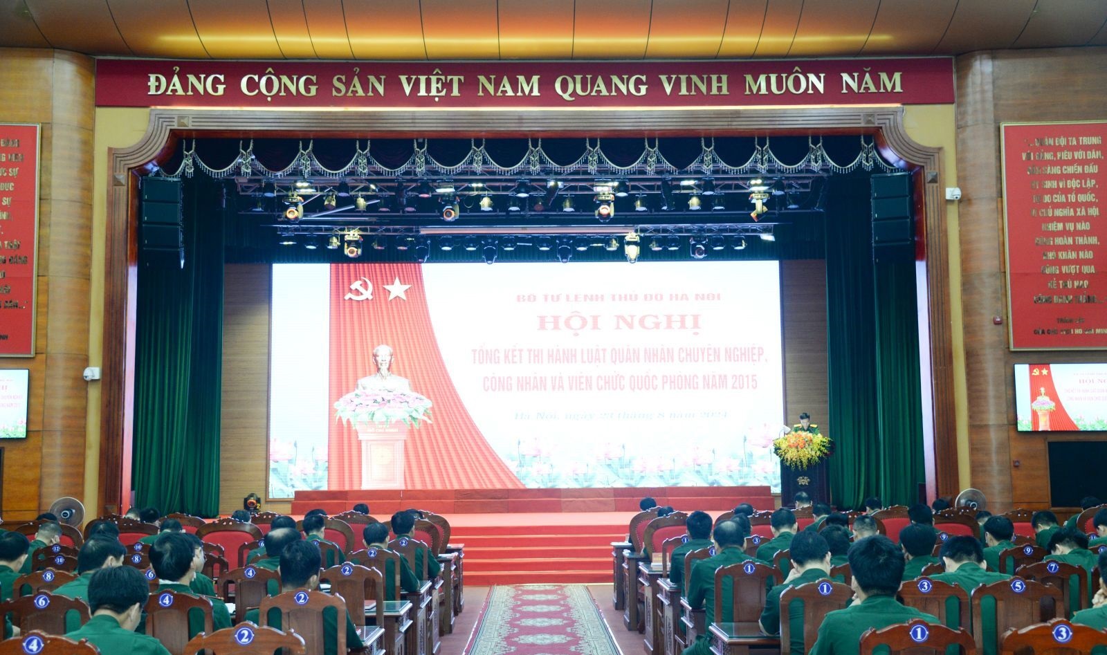 Bộ Tư lệnh Thủ đô Hà Nội tăng cường quản lý, sử dụng hiệu quả đội ngũ quân nhân chuyên nghiệp, công nhân và viên chức quốc phòng theo Luật 2015