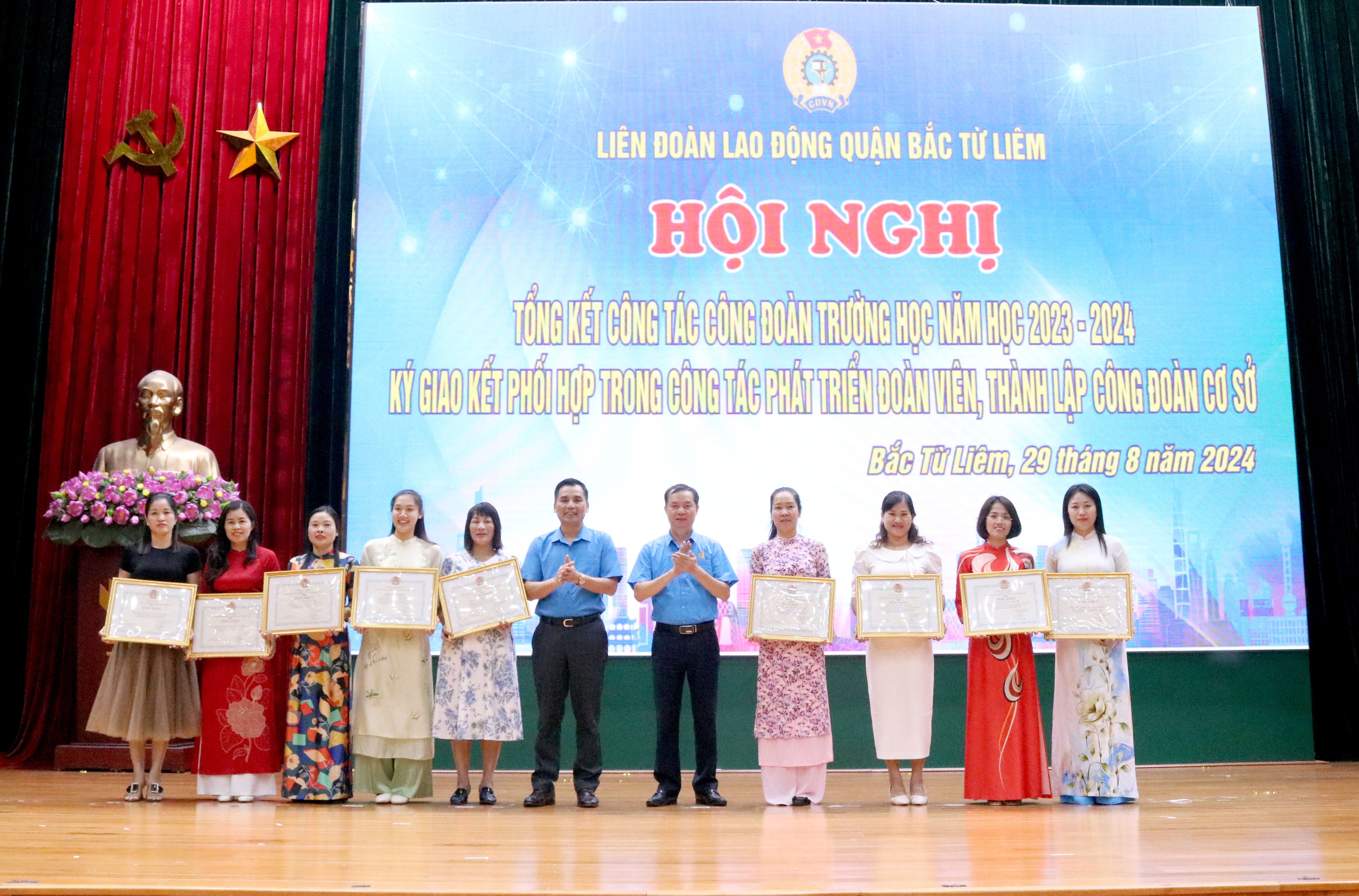 Liên đoàn Lao động quận Bắc Từ Liêm: Tích cực chăm lo đời sống cán bộ, nhà giáo và đẩy mạnh phong trào thi đua ngành giáo dục