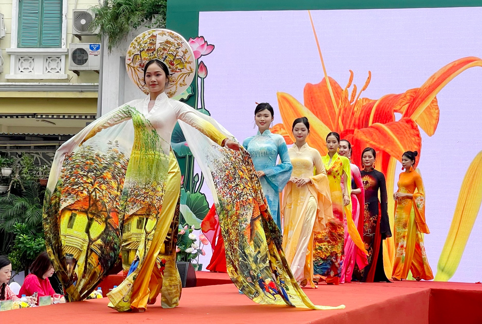 Lễ hội Áo dài du lịch năm 2024: Lan toả giá trị văn hoá truyền thống