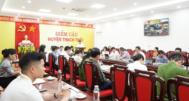 Huyện Thạch Thất tăng tốc cải cách hành chính, khẳng định quyết tâm xây dựng chính quyền số, công dân số