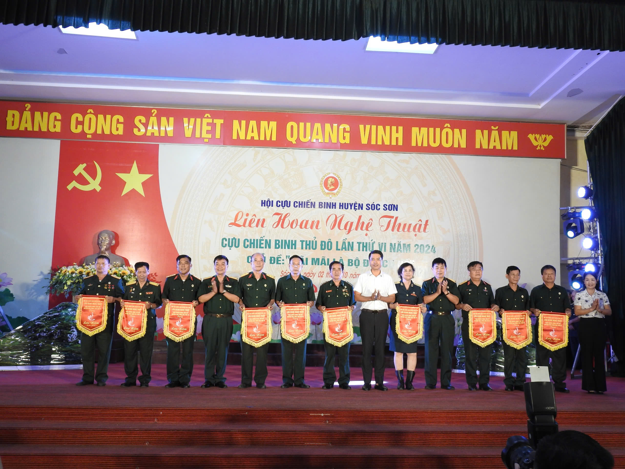 Chung khảo liên hoan "Tiếng hát Cựu chiến binh Thủ đô" huyện Sóc Sơn năm 2024