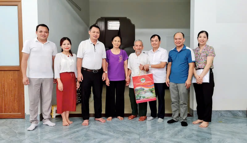 Huyện Quốc Oai tri ân những người có công: Gìn giữ truyền thống “Uống nước nhớ nguồn”