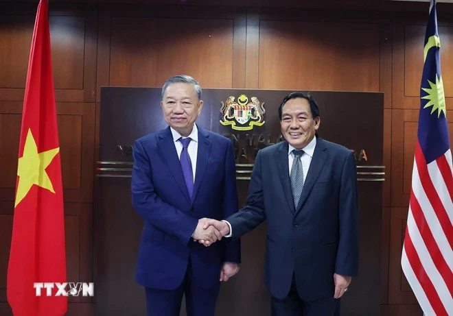 Tổng bí thư Tô Lâm hội kiến với Chủ tịch Thượng viện Malaysia Dato’ Awang Bemee Awang Ali Basah