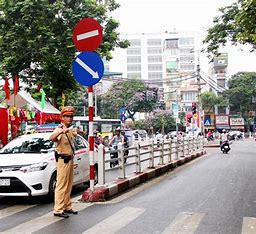Phân luồng giao thông và điều chỉnh lộ trình phục vụ kỷ niệm 70 năm Ngày Giải phóng Thủ đô