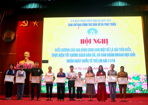 Thị xã Sơn Tây nỗ lực giảm mất cân bằng giới tính khi sinh: Hướng đến một xã hội bình đẳng