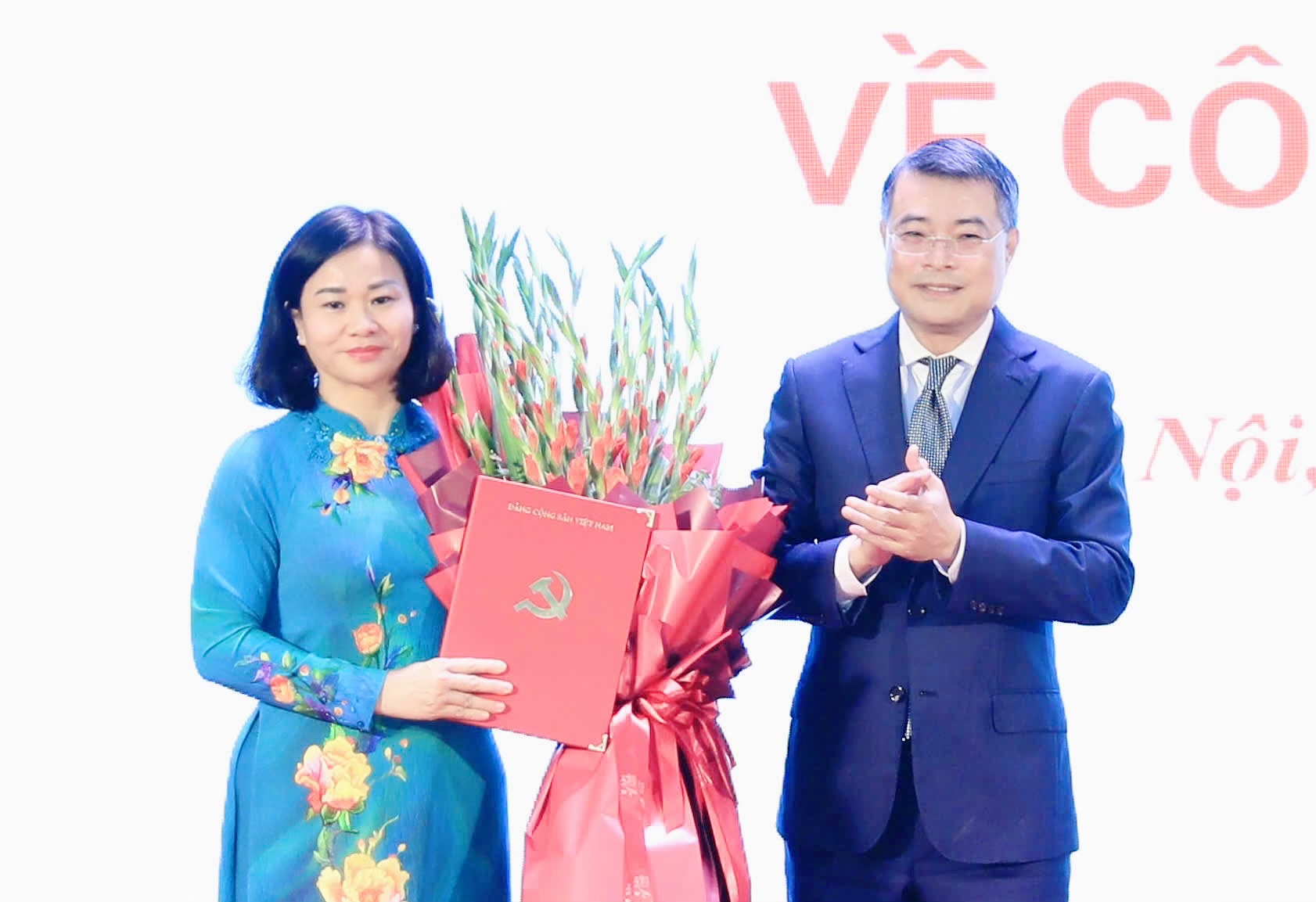 Đồng chí Nguyễn Thị Tuyến được bầu giữ chức Chủ tịch Trung ương  Hội Liên hiệp Phụ nữ Việt Nam