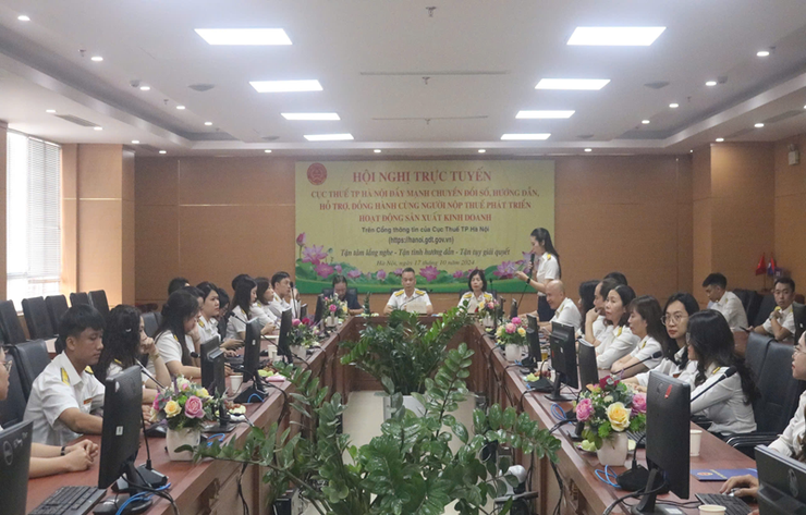 Hà Nội đẩy mạnh chuyển đổi số, hỗ trợ người nộp thuế phát triển sản xuất kinh doanh
