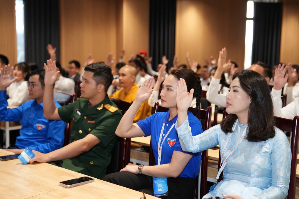 Đại hội đại biểu Hội LHTN Việt Nam thành phố Hà Nội khoá VIII hiệp thương bầu 6 Phó Chủ tịch