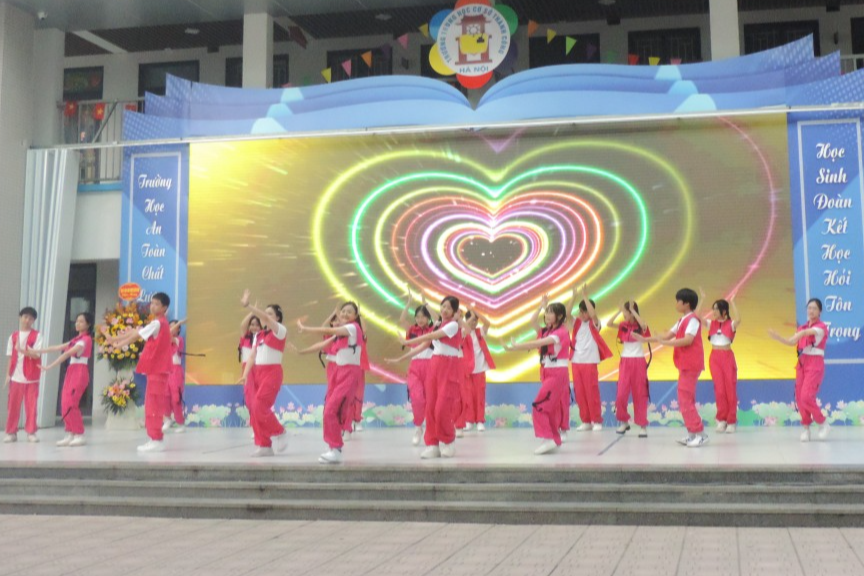 Ngày hội “Tôi yêu Hà Nội” của thanh niên Ba Đình: Tôn vinh truyền thống thanh niên Thủ đô