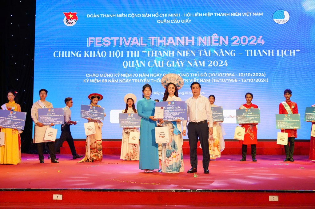 Rực rỡ tài năng và thanh lịch thanh niên Cầu Giấy toả sáng tại chung khảo Festival thanh niên quận Cầu Giấy 2024