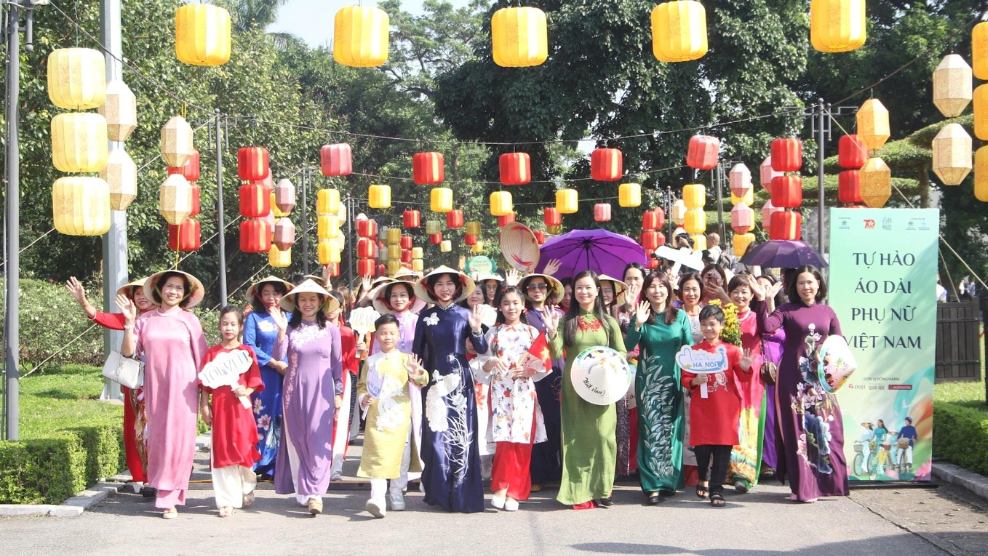Carnaval Áo dài “Phụ nữ Thủ đô hội nhập và phát triển”: Lan toả vẻ đẹp văn hoá Hà Nội qua tà áo dài truyền thống