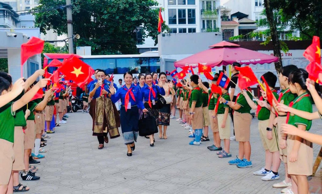 Giao lưu văn hóa và học tập công tác thiếu nhi: Thắt chặt tình hữu nghị Việt - Lào