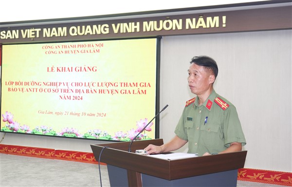 Xây dựng nền tảng vững chắc đảm bảo an ninh trật tự trong tình hình mới: Hướng đến mục tiêu 100% lực lượng được bồi dưỡng