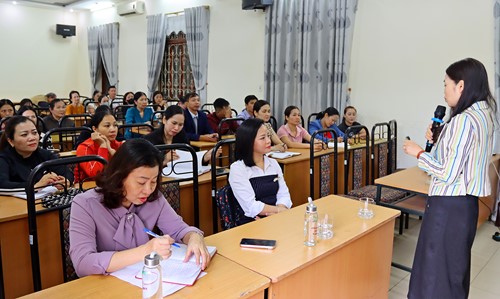 Nâng cao kỹ năng bán hàng trực tuyến cho hội viên nông dân: Mở ra cơ hội mới cho sản phẩm nông nghiệp