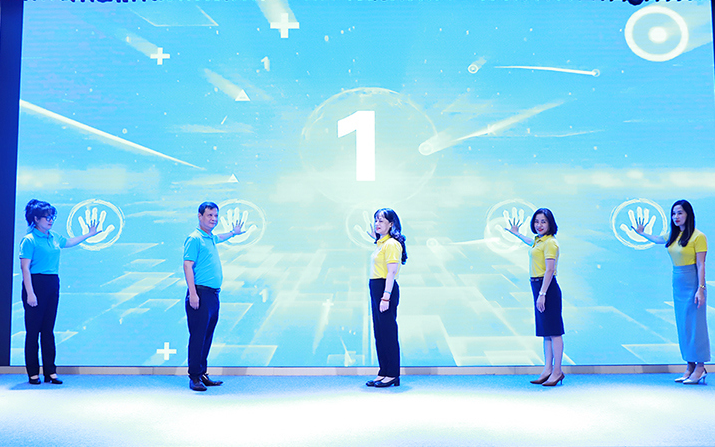 Hà Nội ra quân phát triển bảo hiểm xã hội tự nguyện, bảo hiểm y tế hộ gia đình: Quyết tâm lan tỏa chính sách an sinh đến mọi người dân