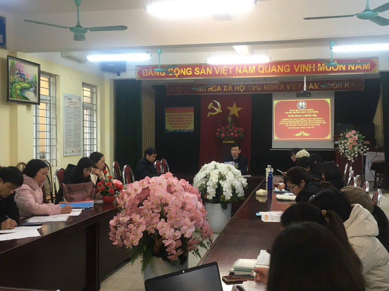 Huyện Phúc Thọ triển khai đợt sinh hoạt chính trị về “kỷ nguyên mới - kỷ nguyên vươn mình của dân tộc”