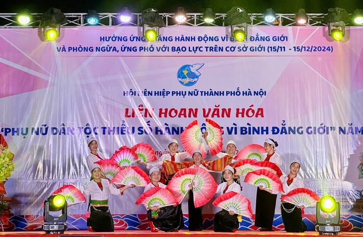 Liên hoan văn hóa “Phụ nữ dân tộc thiểu số hành động vì bình đẳng giới”: Nâng cao nhận thức, gắn kết cộng đồng