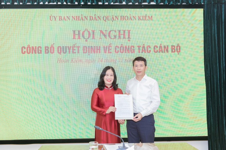 Quận Hoàn Kiếm điều động, bổ nhiệm nhân sự: Sẵn sàng đảm nhận trách nhiệm mới