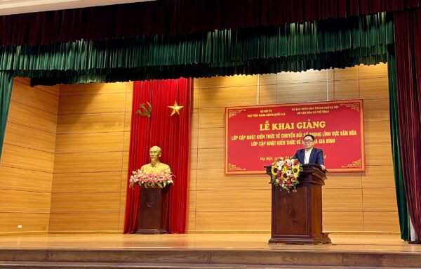 Khai giảng lớp bồi dưỡng nhân lực ngành văn hóa Thủ đô: Nền tảng cho sự phát triển bền vững và hội nhập quốc tế