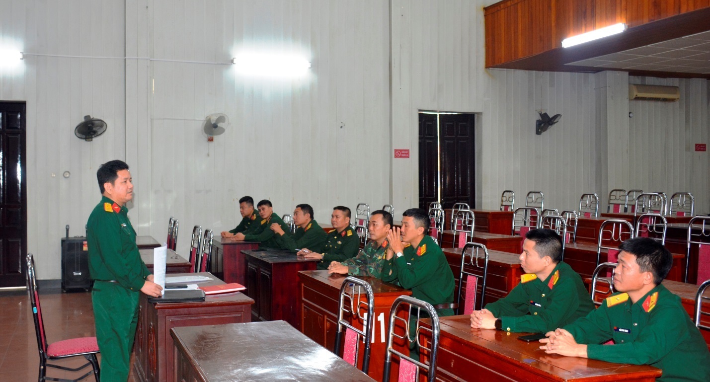 Ban CHQS huyện Gia Lâm và Ban CHQS huyện Sóc Sơn: Tăng cường thực hiện Quy chế dân chủ ở cơ sở, xây dựng đơn vị vững mạnh toàn diện