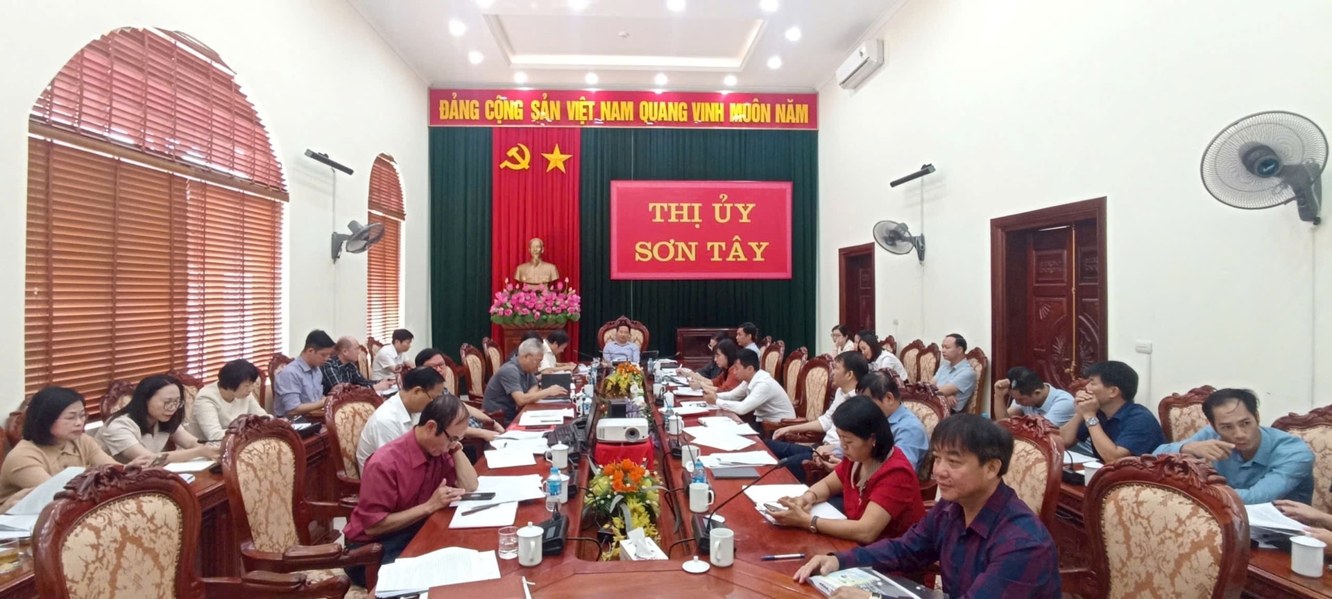 Văn kiện trình Đại hội Đảng bộ thị xã Sơn Tây lần thứ XXII: Thể hiện quyết tâm xây dựng phát triển thị xã toàn diện đến năm 2030