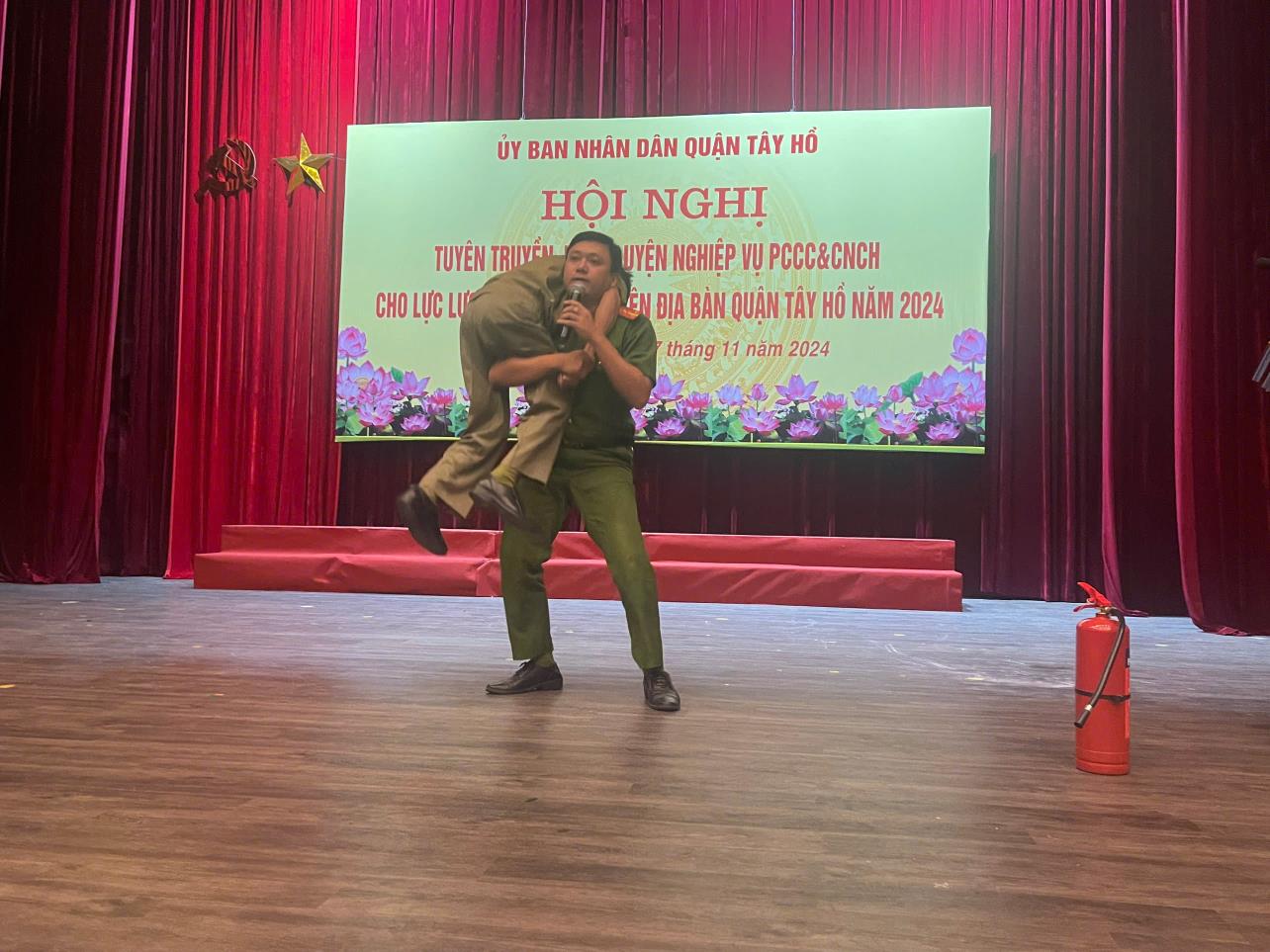 Tăng cường năng lực phòng cháy chữa cháy và cứu nạn cứu hộ: Đào tạo lực lượng dân phòng đáp ứng yêu cầu