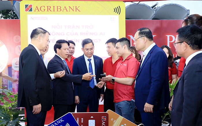 Khai mạc Ngày Thẻ Việt Nam - Sóng Festival: Khởi đầu hành trình thanh toán số hoá, lan toả xã hội không dùng tiền mặt