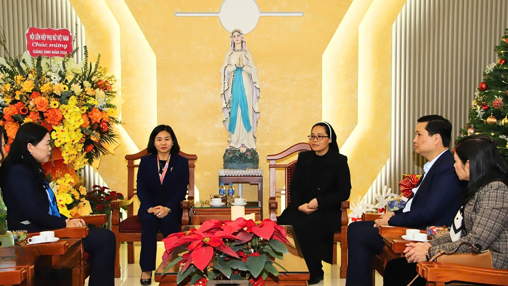 Lan tỏa tinh thần sống “tốt đời, đẹp đạo”, góp phần tích cực vào sự phát triển chung của Thủ đô và đất nước