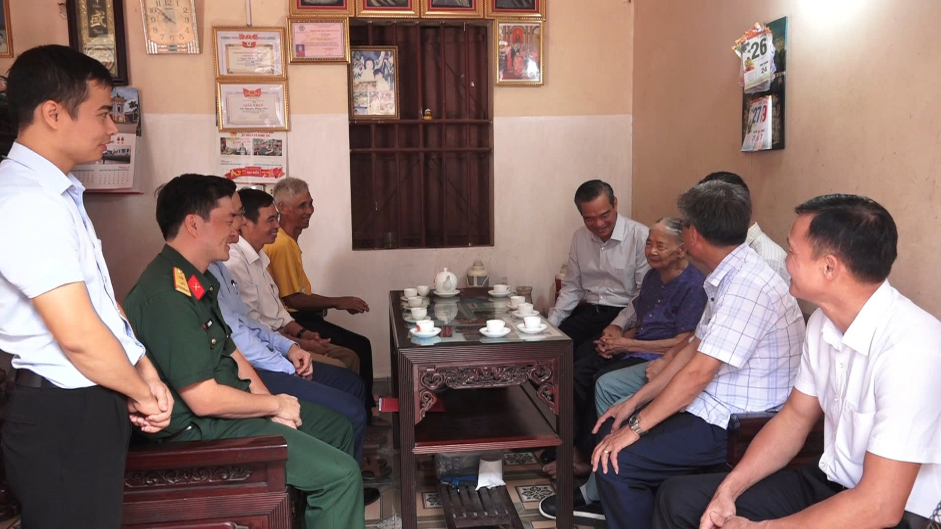 Huyện Ba Vì tri ân các Mẹ Việt Nam anh hùng nhân kỷ niệm 70 năm Ngày Giải phóng Thủ đô