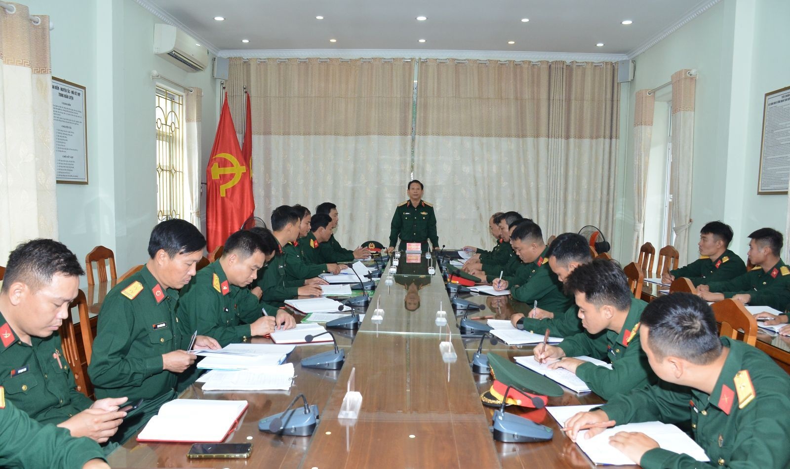 Kiểm tra thực tế tại Trung đoàn 59: Bảo đảm đầy đủ quân lương, thúc đẩy tăng gia sản xuất