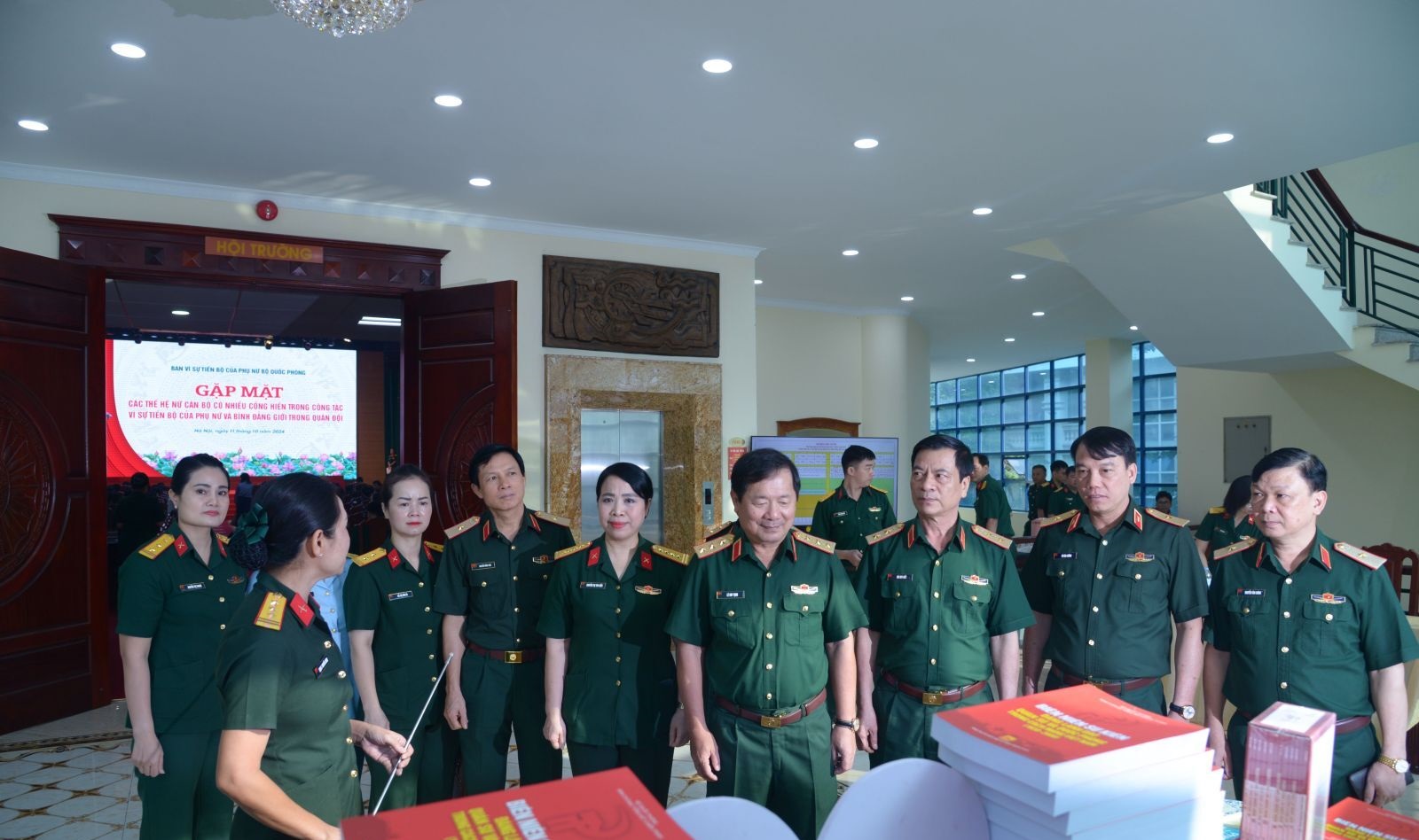 Ban Vì sự tiến bộ của phụ nữ Bộ Quốc phòng: Tôn vinh cống hiến của cán bộ nữ quân đội