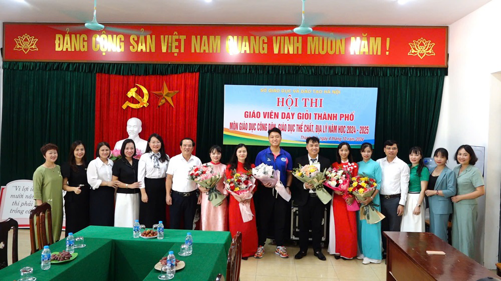 Hội thi giáo viên dạy giỏi thành phố cấp trung học cơ sở năm học 2024-2025: Tôn vinh giáo viên xuất sắc, lan tỏa những điển hình tiên tiến