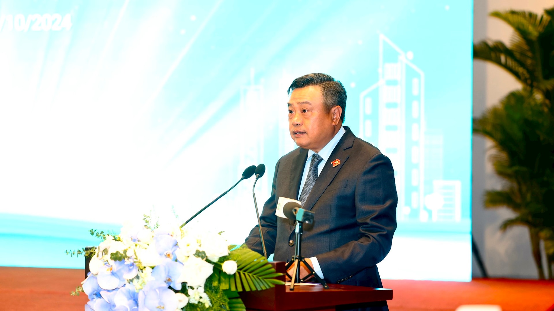 Kỷ niệm 70 năm Ngày Giải phóng Thủ đô - Đánh giá thành tựu và định hướng tương lai