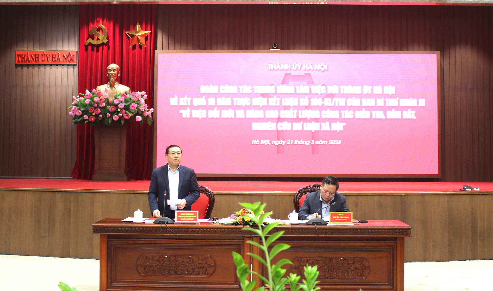 Thành ủy Hà Nội làm tốt công tác điều tra, nắm bắt tình hình dư luận xã hội