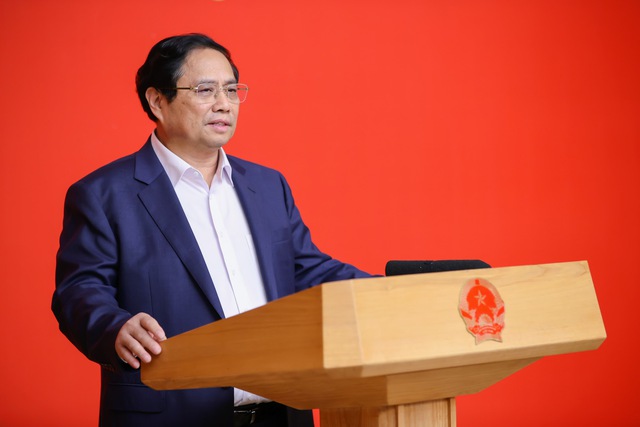 Thủ tướng Phạm Minh Chính chủ trì phiên họp Tiểu ban Kinh tế - xã hội Đại hội XIV của Đảng