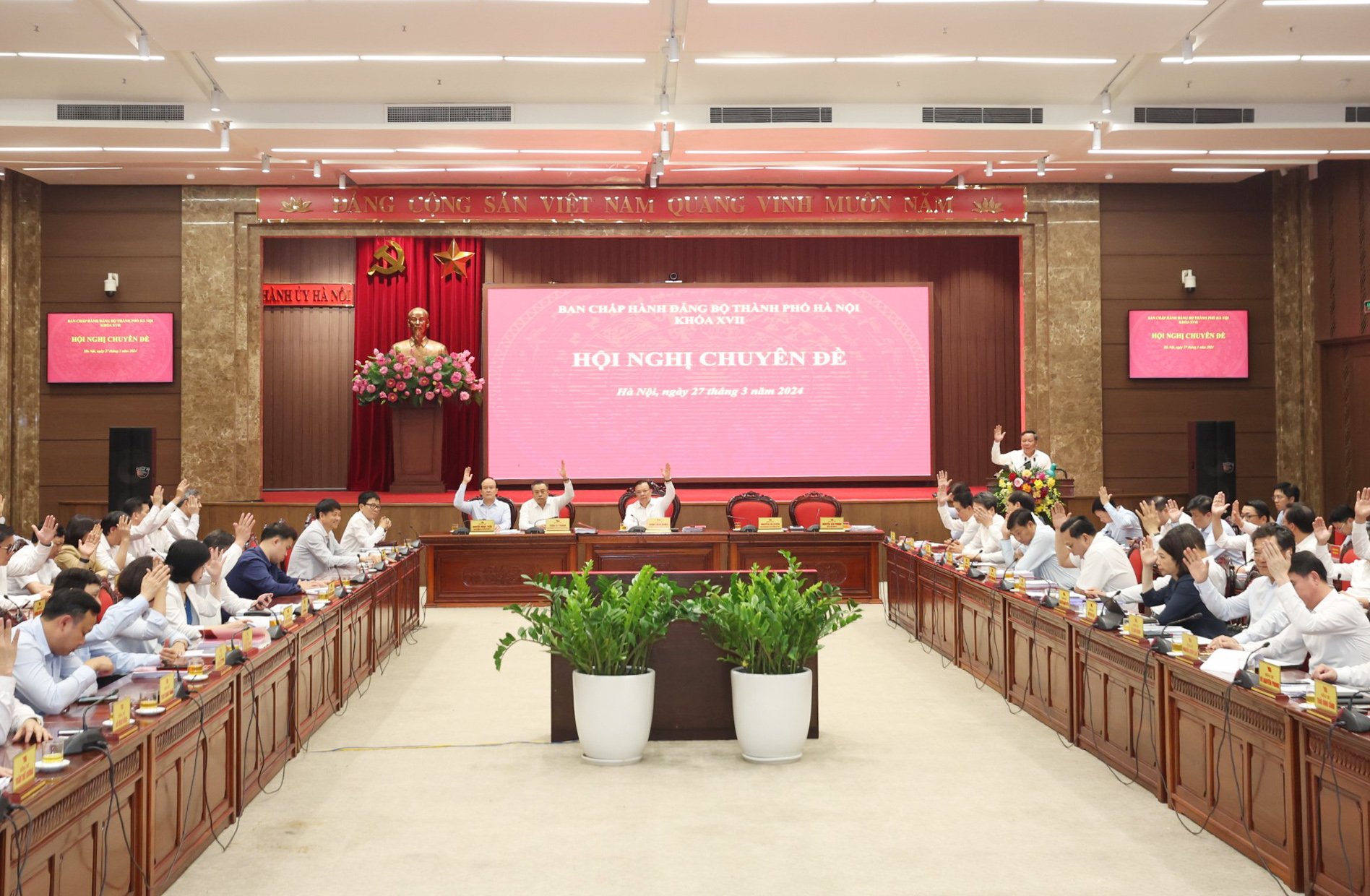 Phấn đấu hoàn thành ở mức cao nhất các chỉ tiêu kinh tế - xã hội năm 2024, tạo tiền đề cho năm 2025