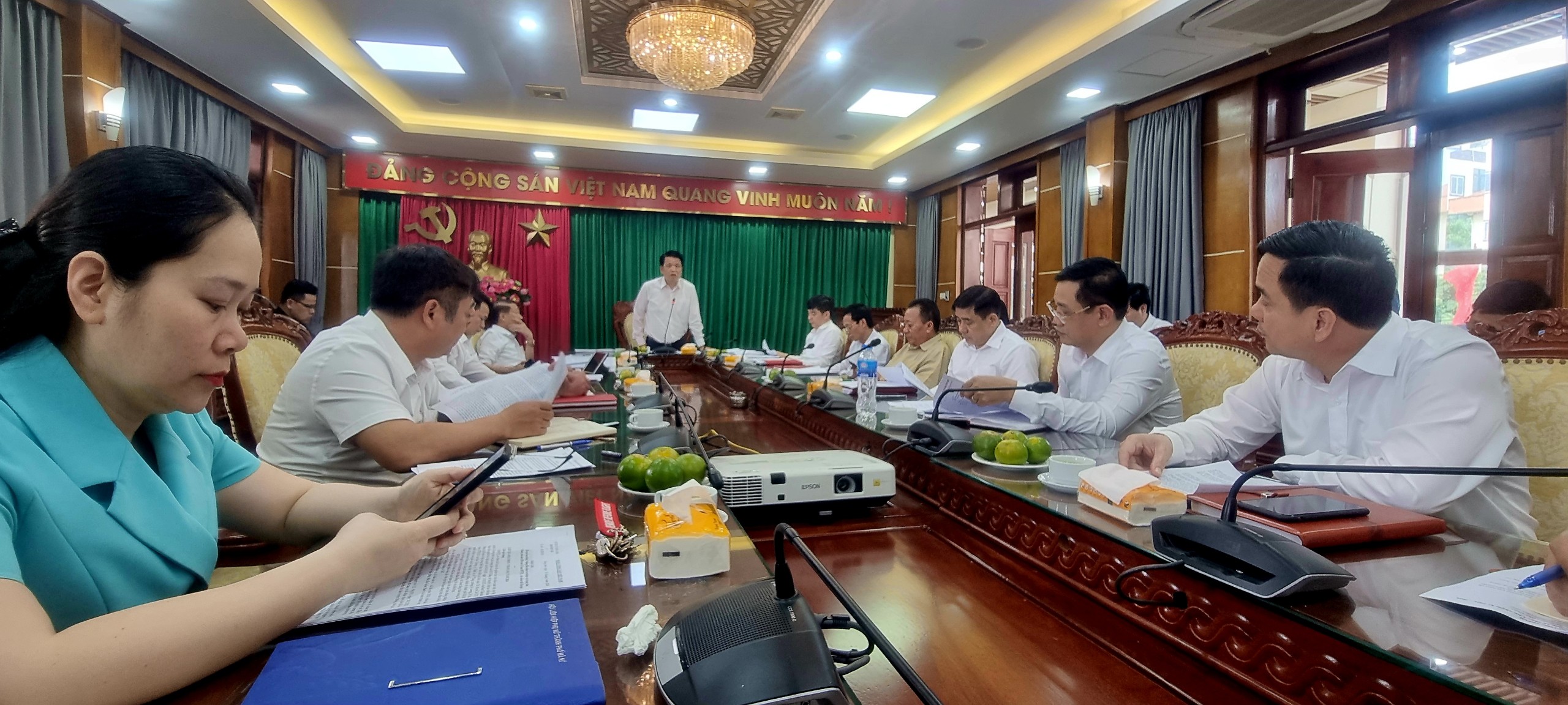 Phó Bí thư Thường trực Huyện ủy Đông Anh chủ trì hội nghị giao ban công tác Đảng, đoàn thể quý I/2024